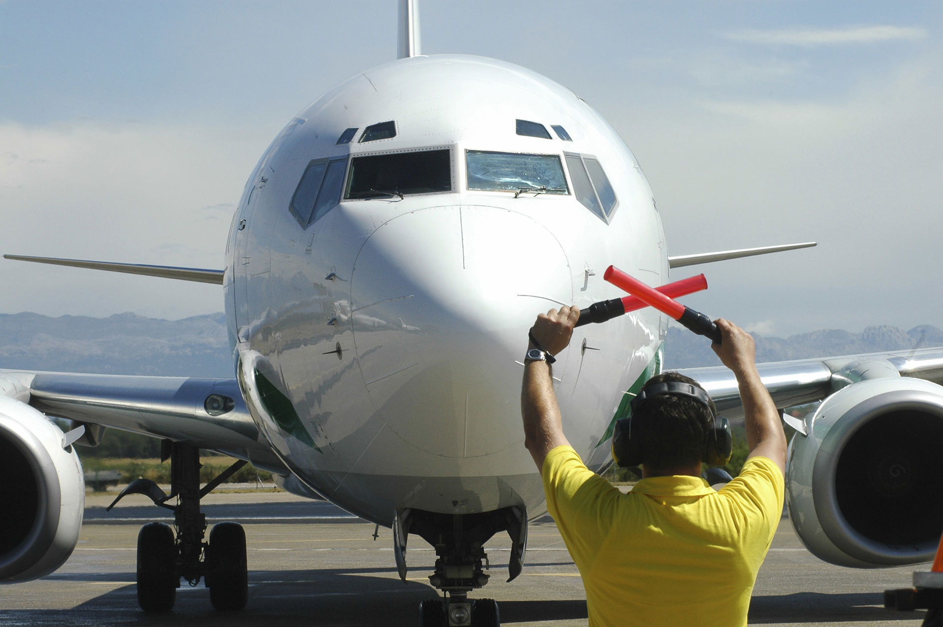 Evaluatie besluitvorming ‘omikronvluchten’ voor Ministerie VWS