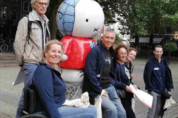 Samen met Taal Doet Meer lopen naar de Dom Samen met Taal Doet Meer lopen naar de Dom