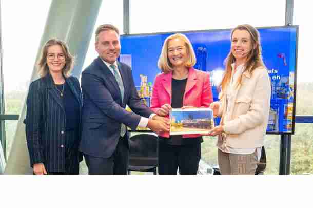 Realisatie CO2-besparingspotentieel industrie kent nog veel obstakels overhandiging rapport obstakels emissiereductie energie