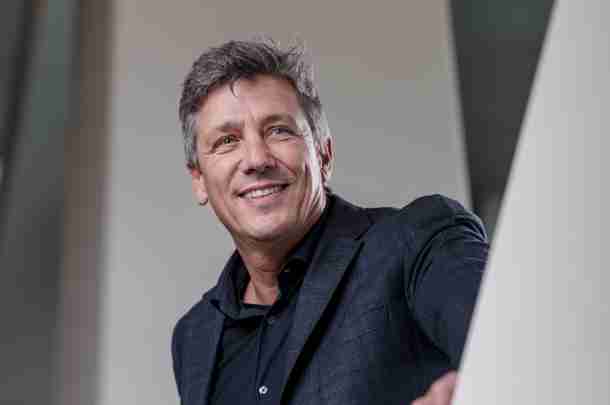 Van glazenwasser tot bruggenbouwer Van glazenwasser tot bruggenbouwer