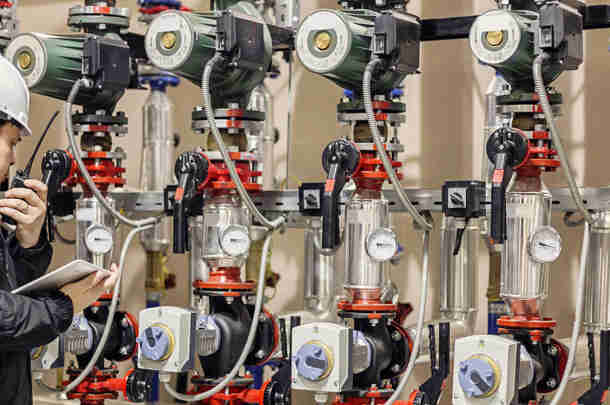 Meer maakbedrijven zien omzet dalen door coronacrisis Meer maakbedrijven zien omzet dalen door coronacrisis