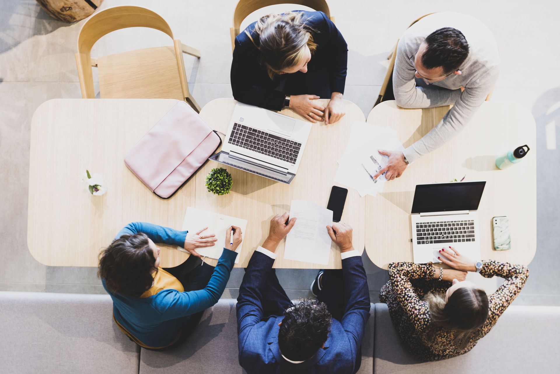 Marktconforme kostprijs jongerenwerker in school voor gemeente Amsterdam